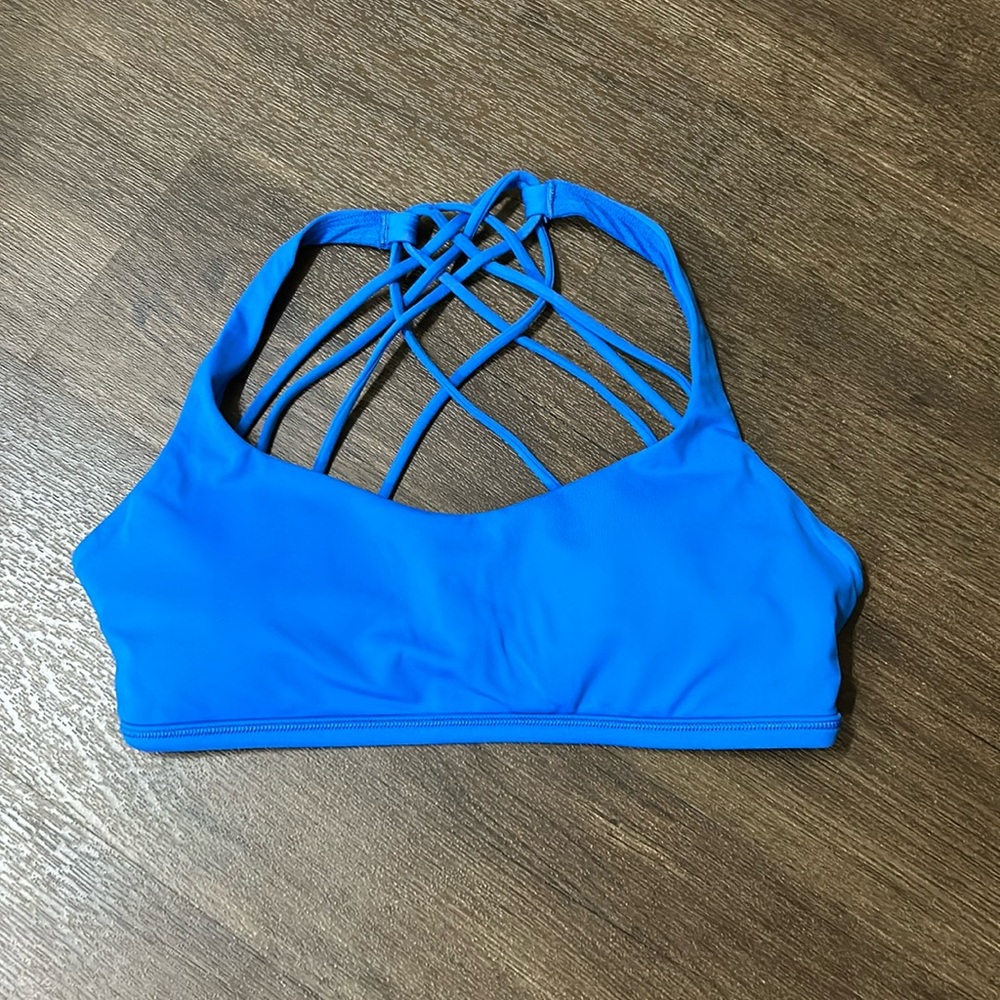 Lululemon free to be wild bra